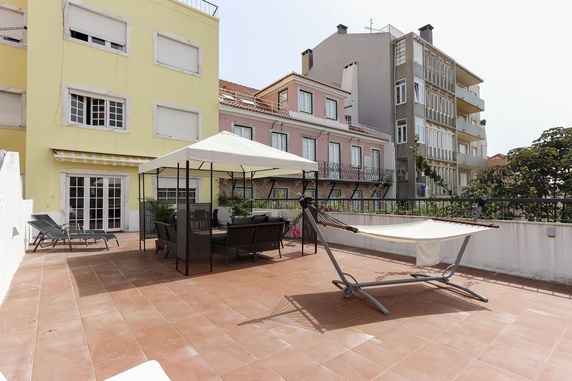 Lapa Terrace By Homing Apartment Lisbon Exterior photo
